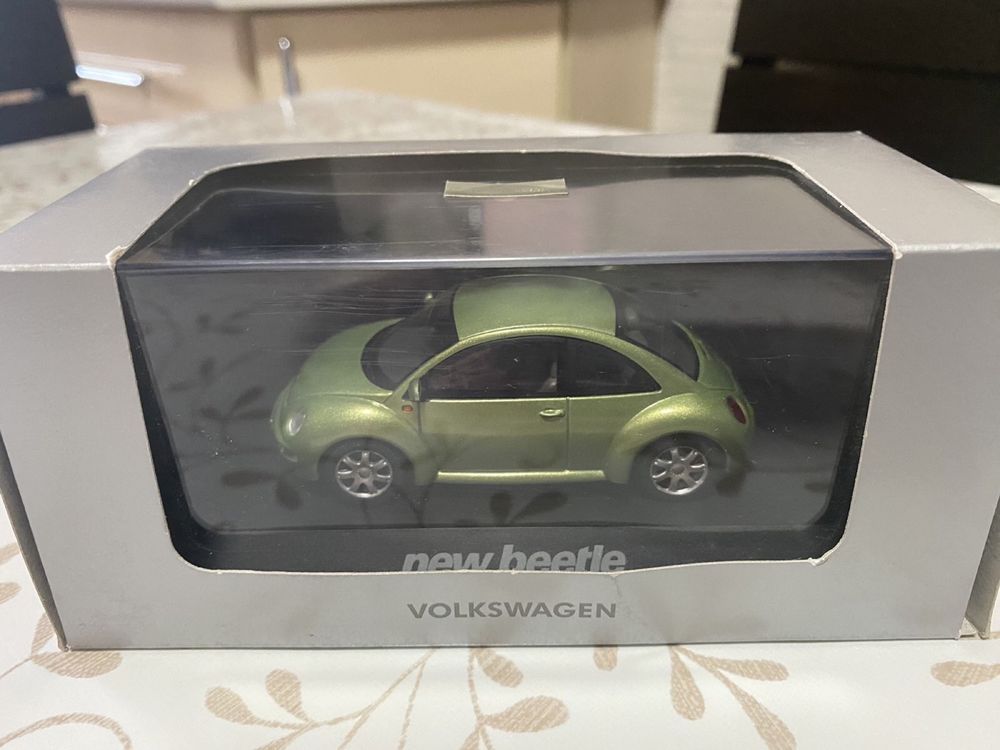 1/43 VW New Beetle 1999 Schuco