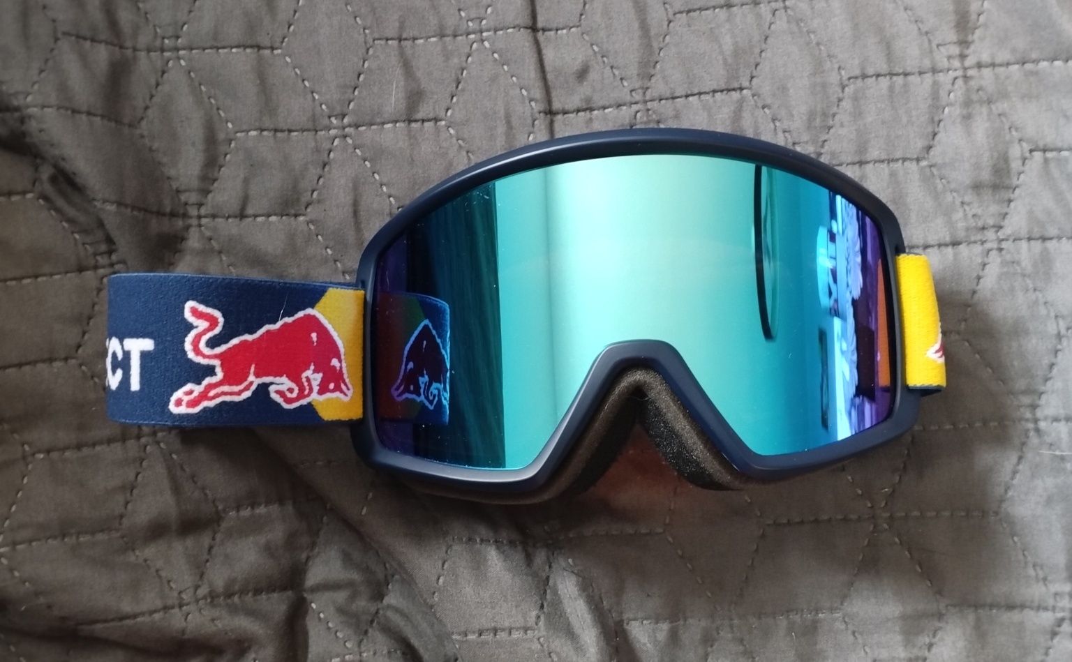 Gogle narciarskie Red Bull Spect