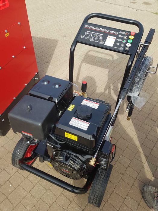 Myjka ciśnieniowa 275 bar  18l/min 1080l/h