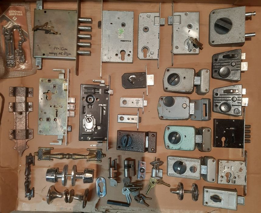 Замки накладные, врезные СССР, ручки, секреты СССР
