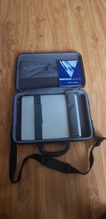 Laptop Aristo FT-8800 + torba