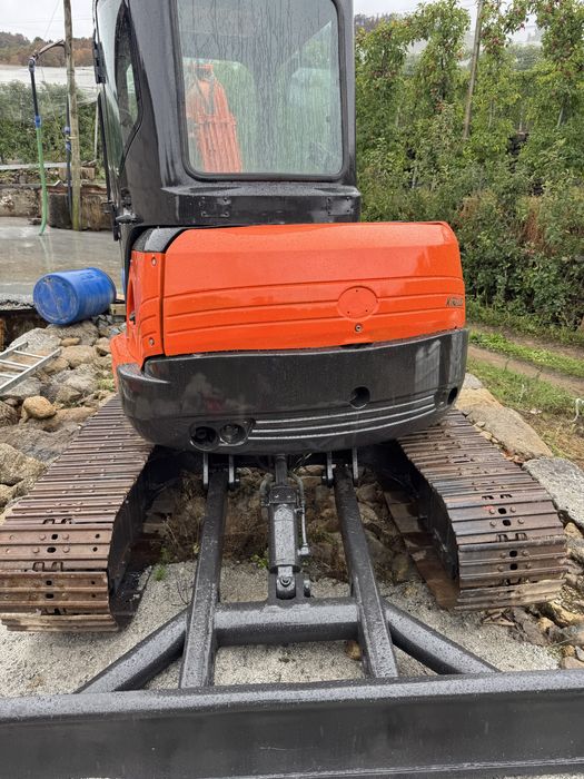 Mini giratoria kubota