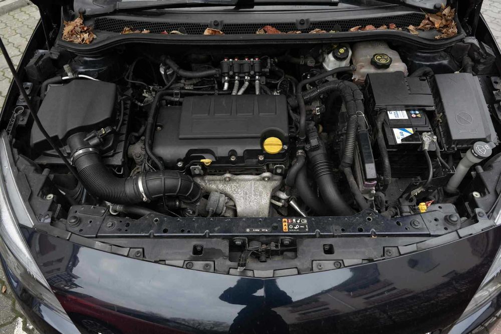 OPEL ASTRA J 1.4 turbo 2017 fabryczny gaz