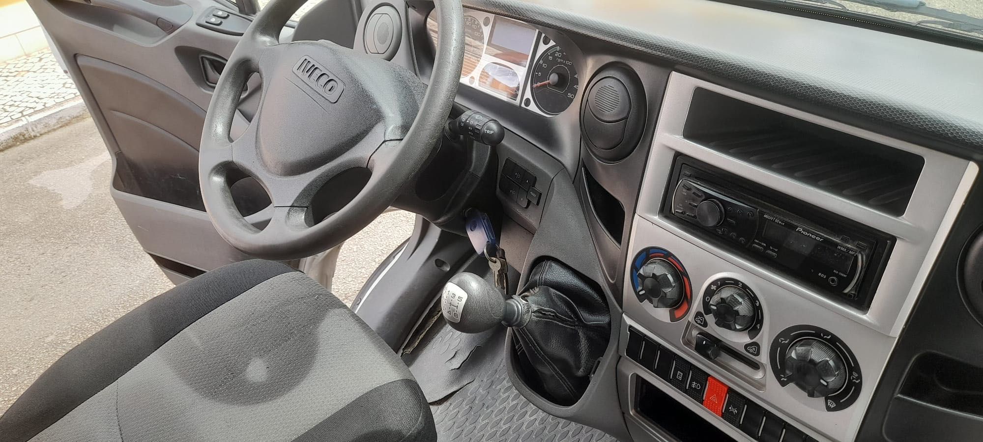 Carrinha Iveco Daily em muito bom estado
