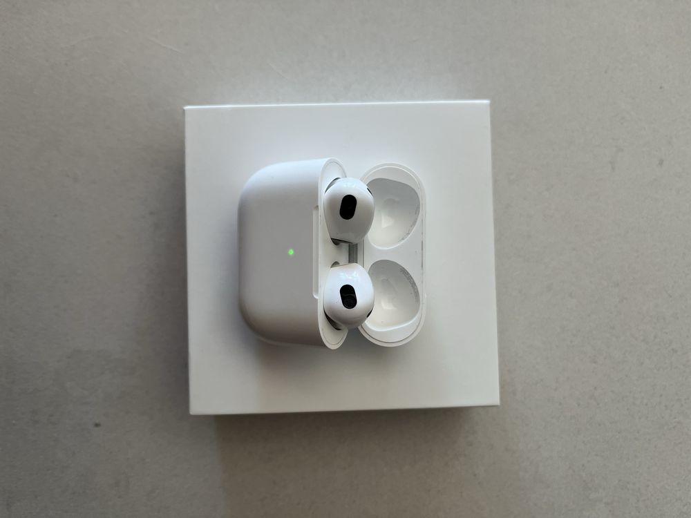 Apple AirPods (3 Geração) *c/fatura de compra