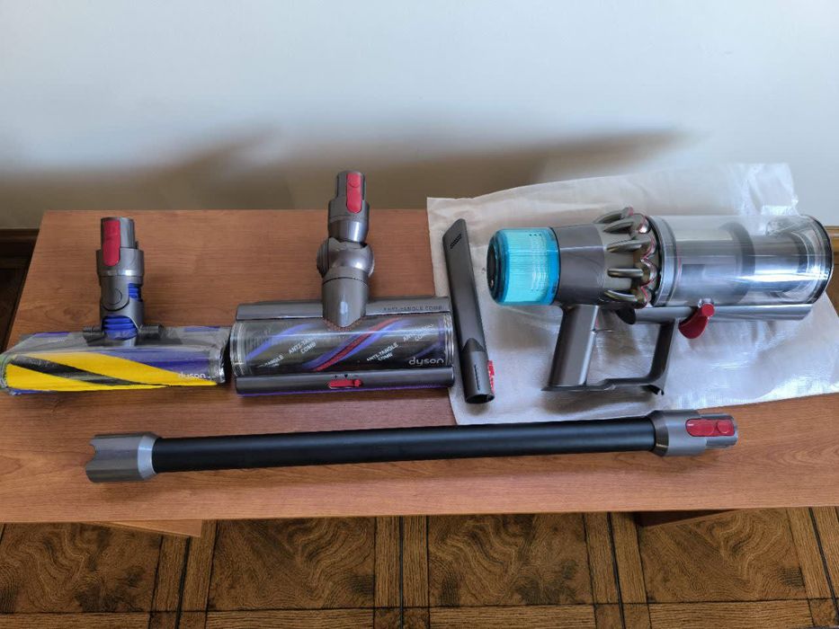 Aspirador Vertical DYSON V15 Detect +