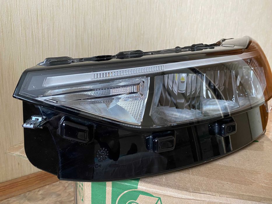 Фара передня ліва Ford Escape MK4 (2023-2025, США) LED PJ6Z13008D
