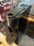 Máquina café Nespresso Essenza Mini