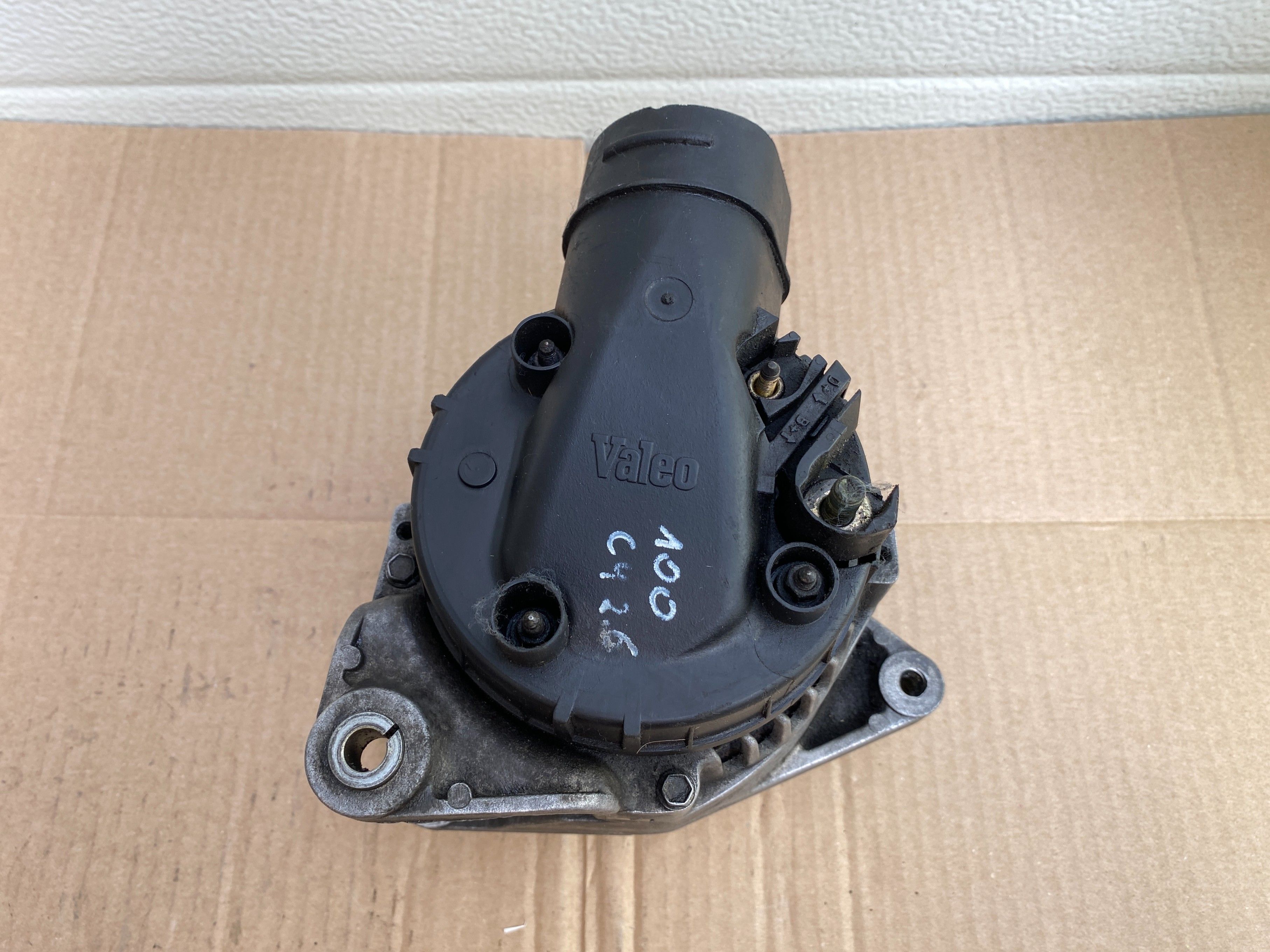 Audi 100 A4 A6 C4 Vw Passat B5 2.3 2.6 2.8 Aar Abc Aah Alternator 90A