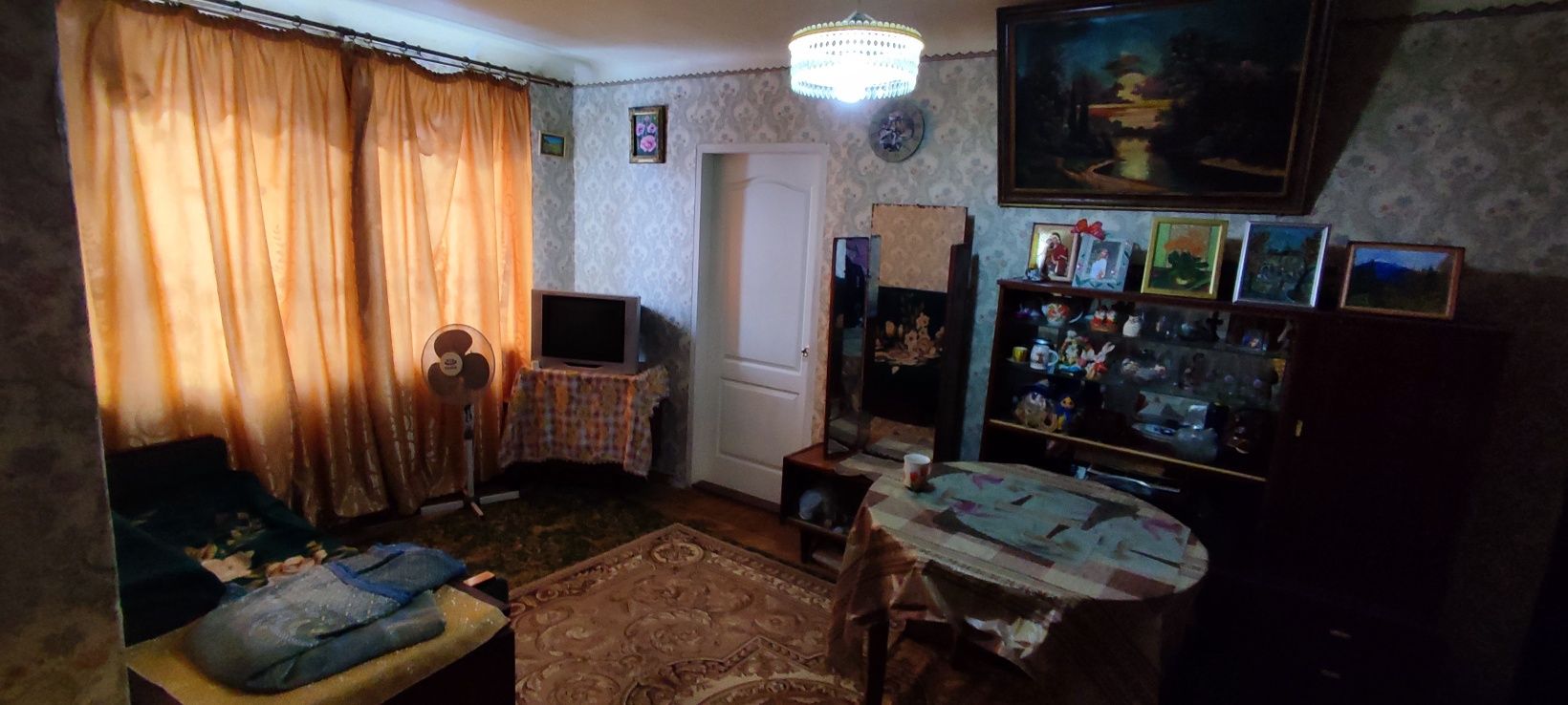 Продам 3-х комнатную квартиру в Синельниково