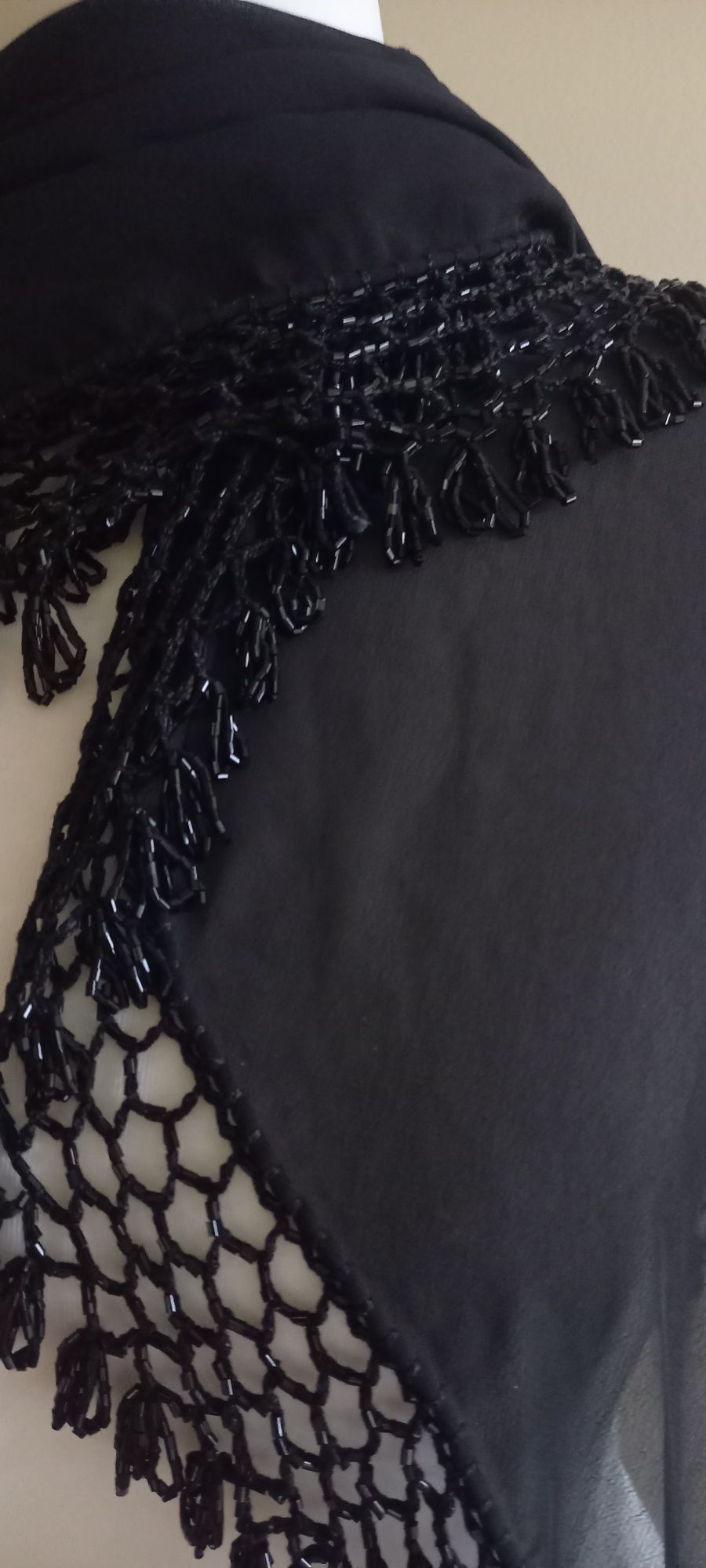 Biżuteryjna czarna chusta oryginalna z Egiptu