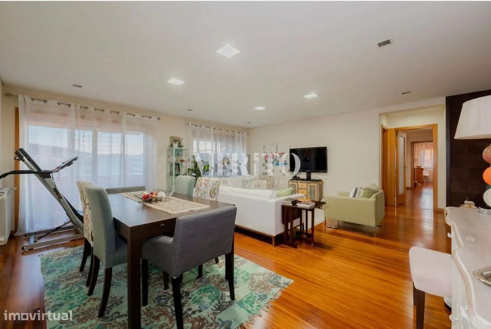 Magnifico T3  Nogueiró - Braga