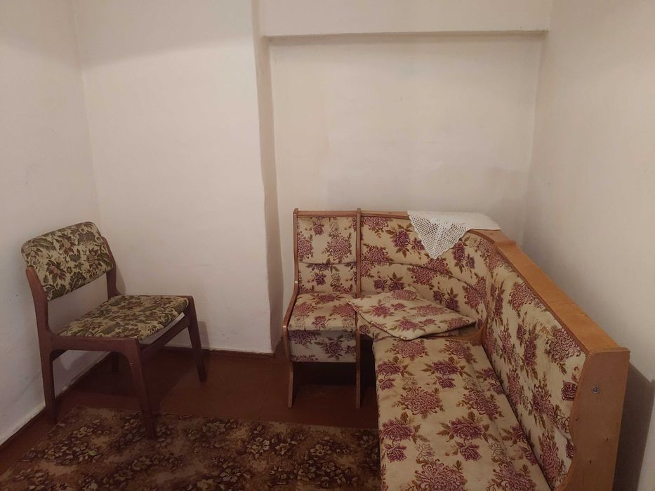 НЕРУХОМІСТЬ від ОЛЕКСАНДРА!!! Частина будинку по Старицького.