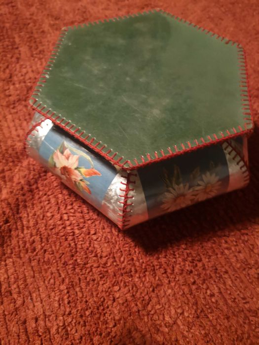 Puzderko z PRL technika de coupage