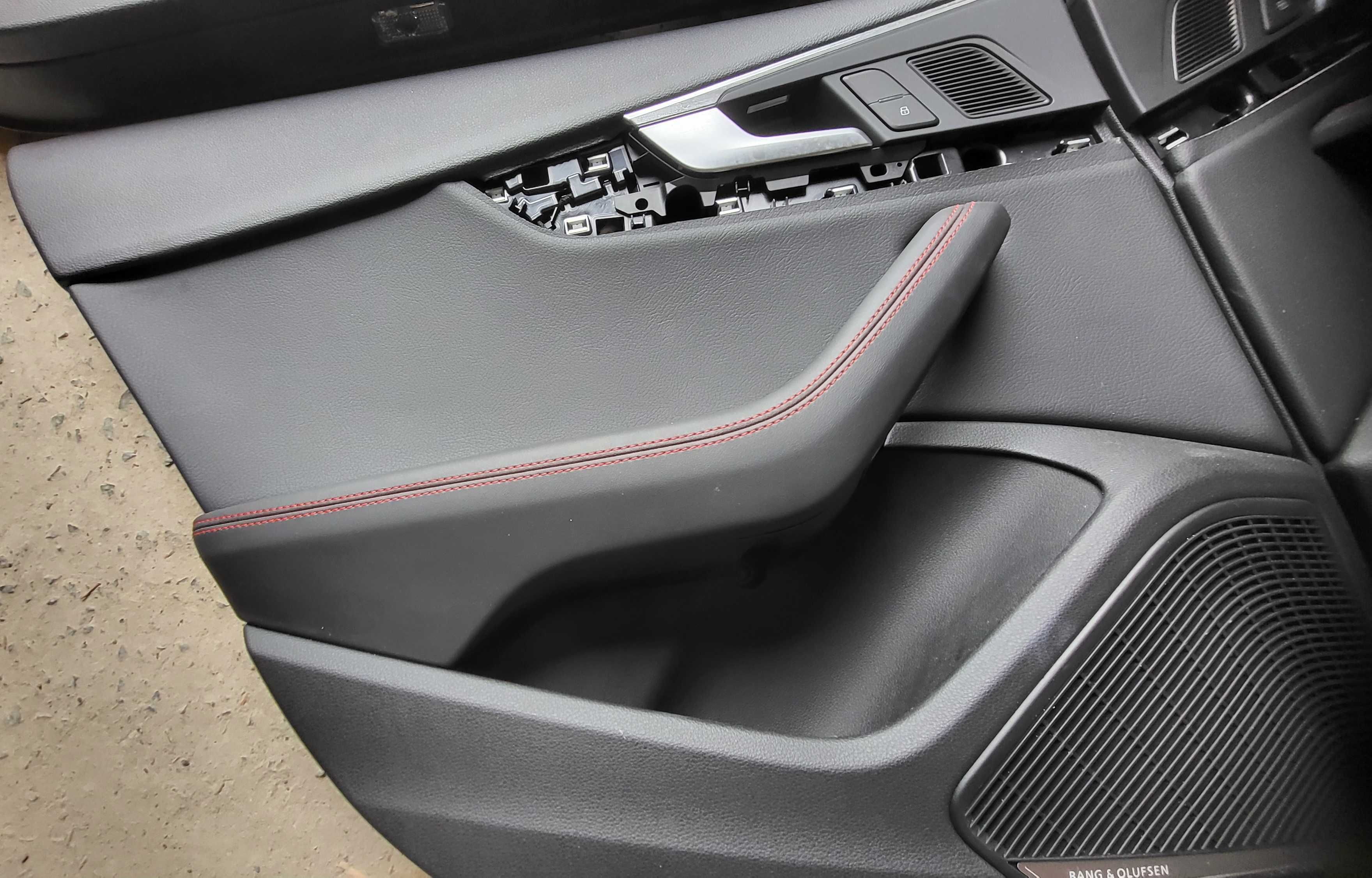 Розборка  Audi A4 B9 карти дверні Audi A4 B9 Bang & Olufsen дорест