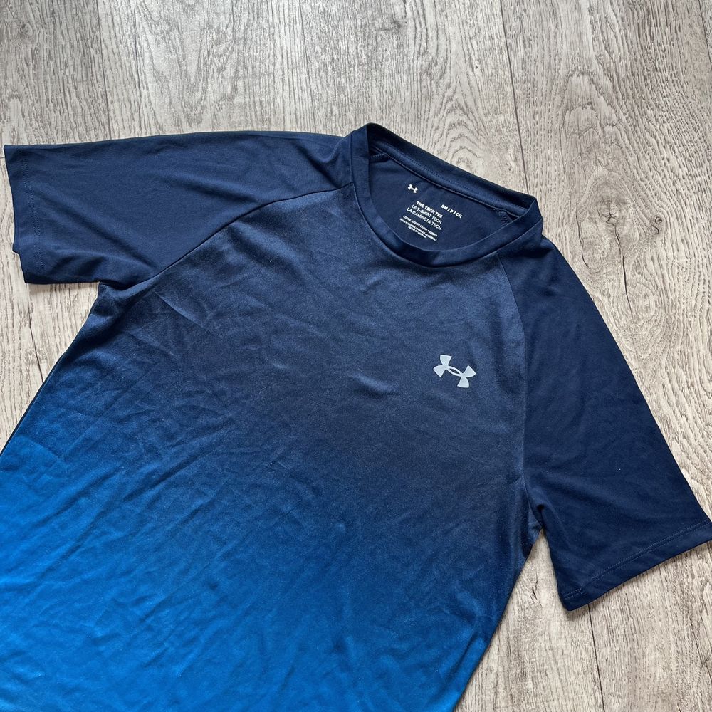 Спортивная футболка для спорта Under Armour big logo