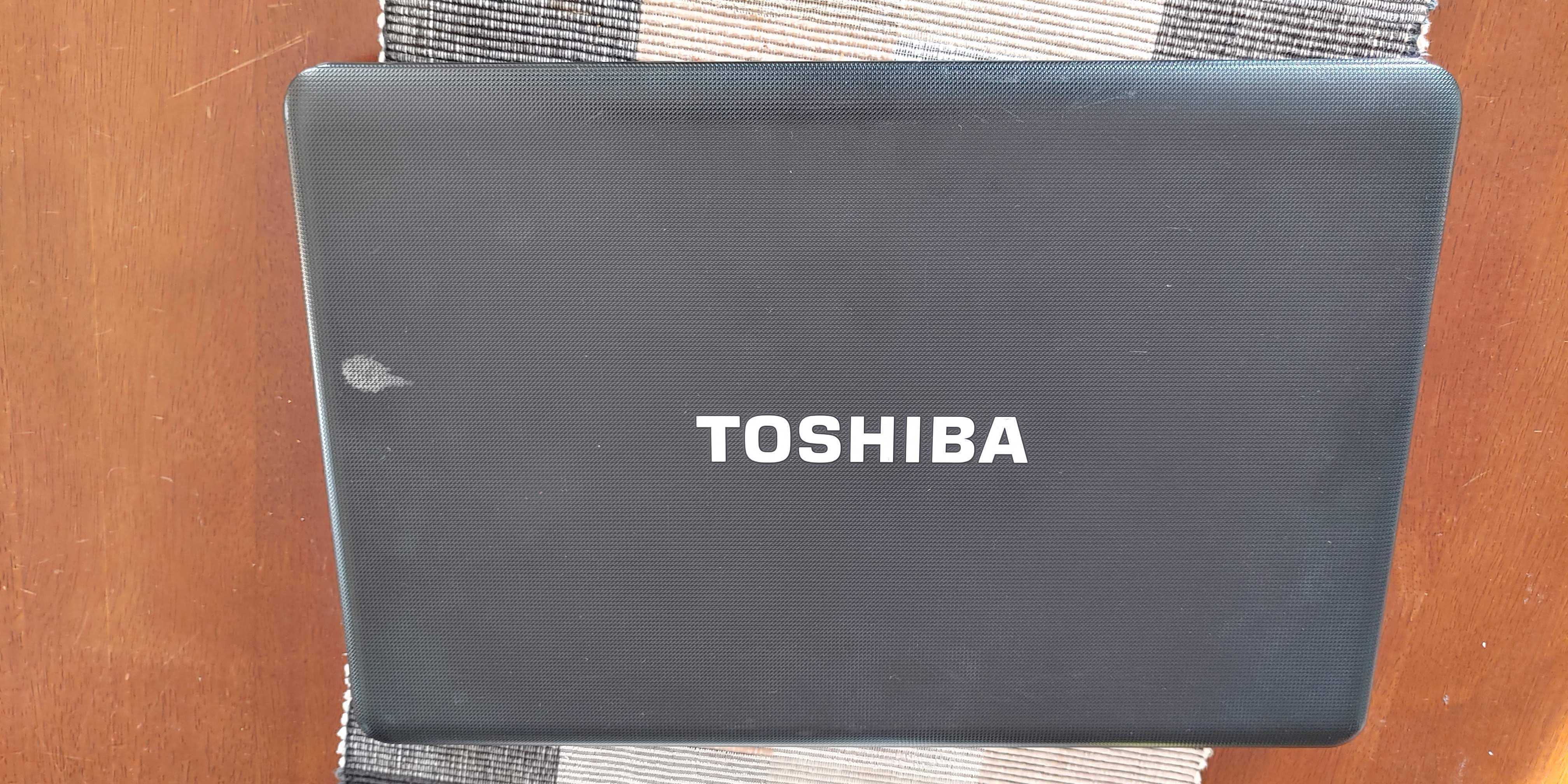 Laptop Toshiba C660 i3/4GB/SSD240/Windows 10