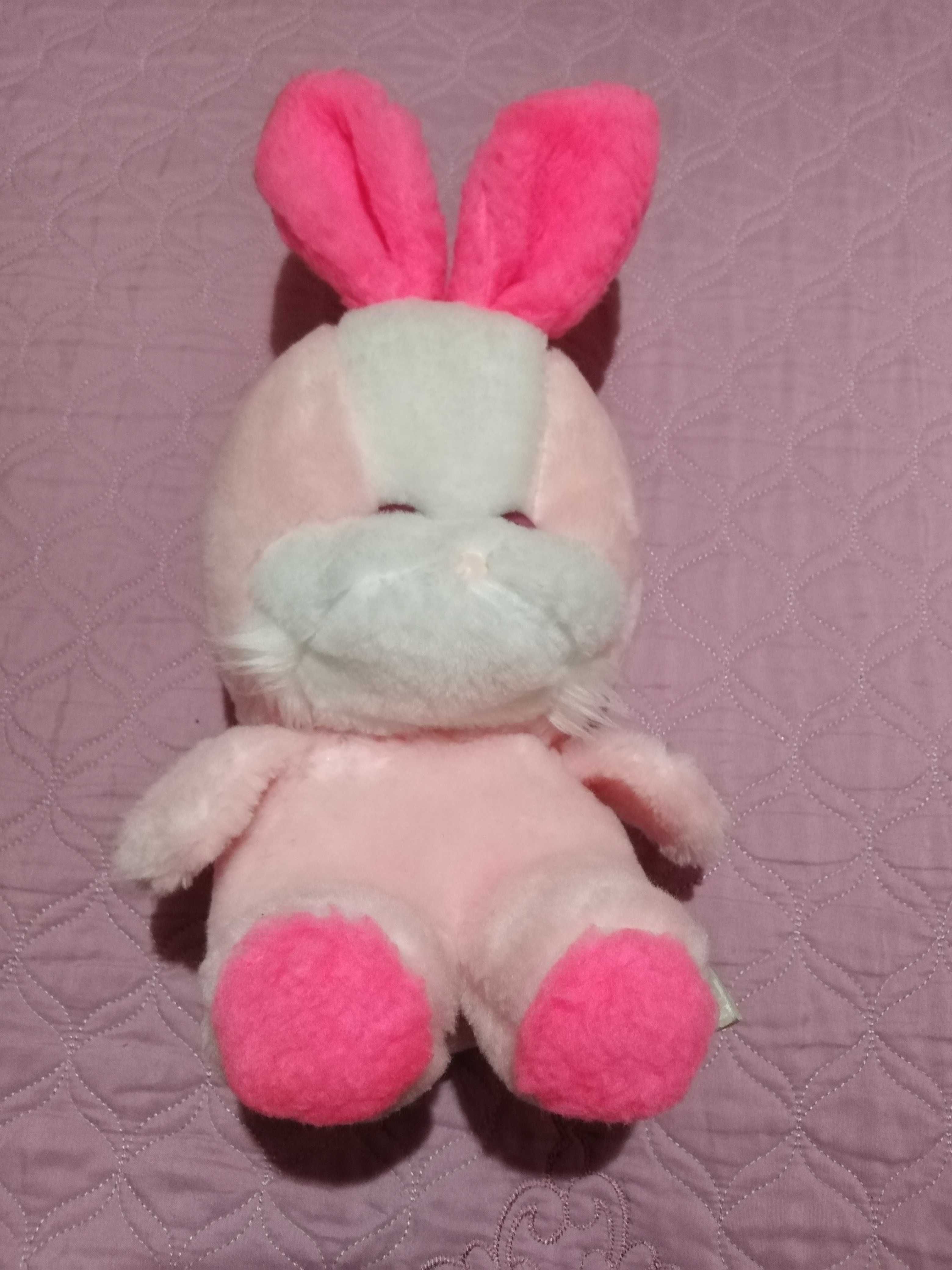 Coelho de peluche