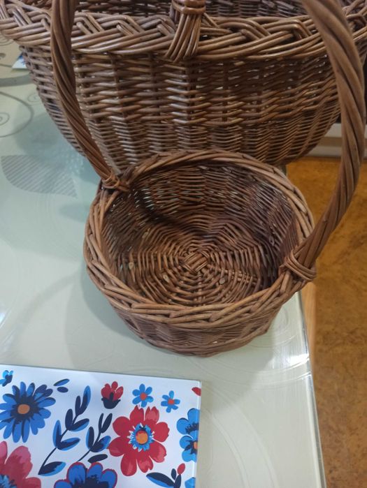 3 Koszyki   wiklinowe 2 dużei mały