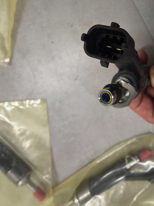 Wtryski Delphi, komplet, 3 szt. do Puretech 1.2 Citroen, Peugeot, Opel