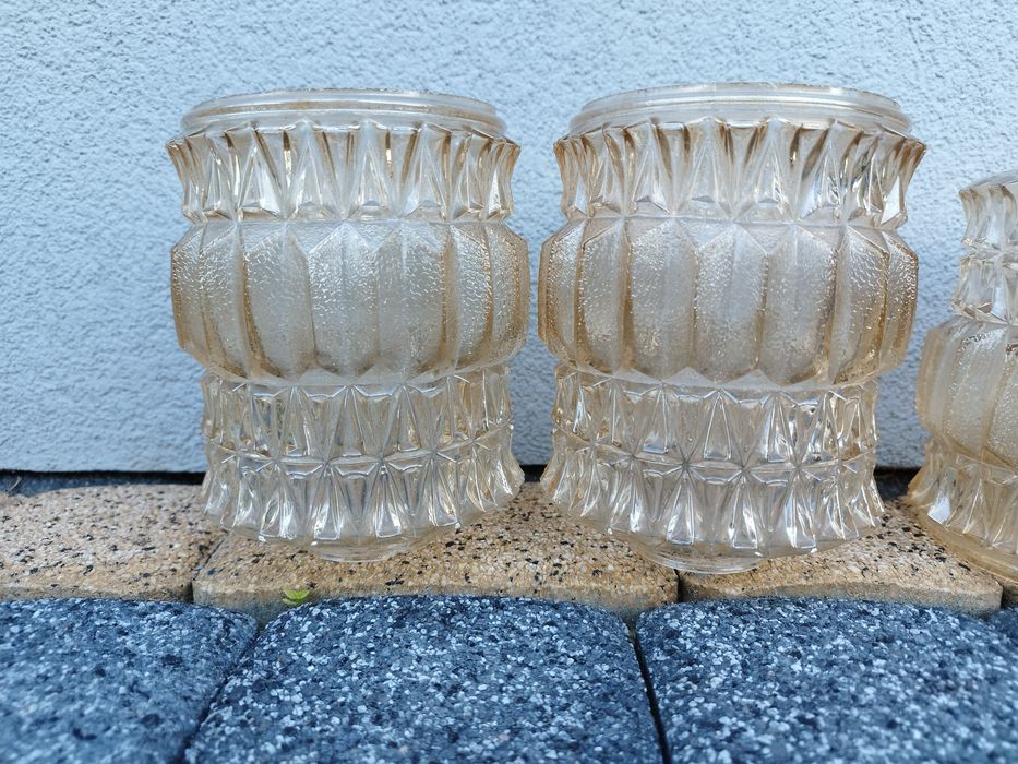 Klosz do lampy PRL kolor miodowy / iryzowany oryginalny z XX w PRL