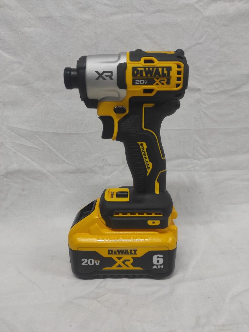 DeWalt DCK320X1R1 DCK2050M2 DCK225D2