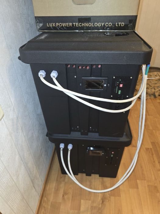 Батарея АКУМУЛЯТОР LIFEPO4 48v 14.4kw в є 2штуки для сонячноі станціі