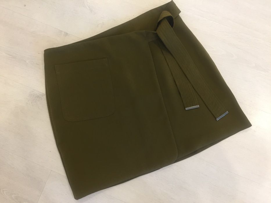 Фирменная юбка юбочка на запах оливковый TOPSHOP, размер S-М, 42-44