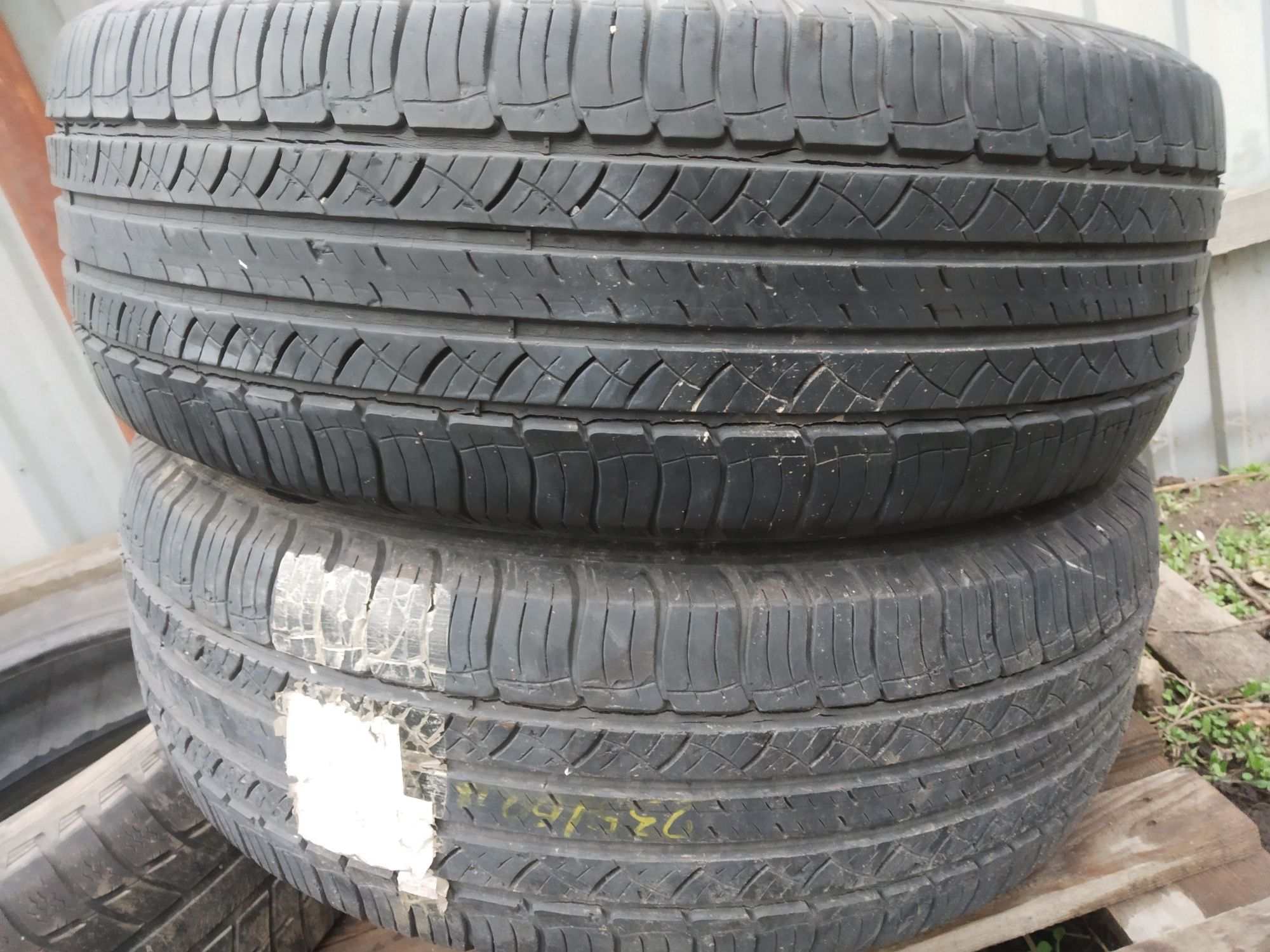 235/60R18 Michelin пара