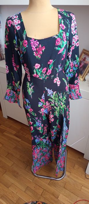 Kombinezon nowy z metką piękny Oasis 42 i 44