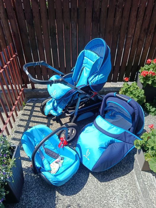 Wózek dziecięcy 3w1 gondola, spacerówka i fotelik samochodowy