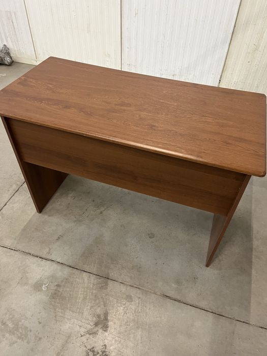 Стіл письмовий, офісний