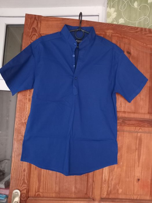 Продам мужскую рубашку