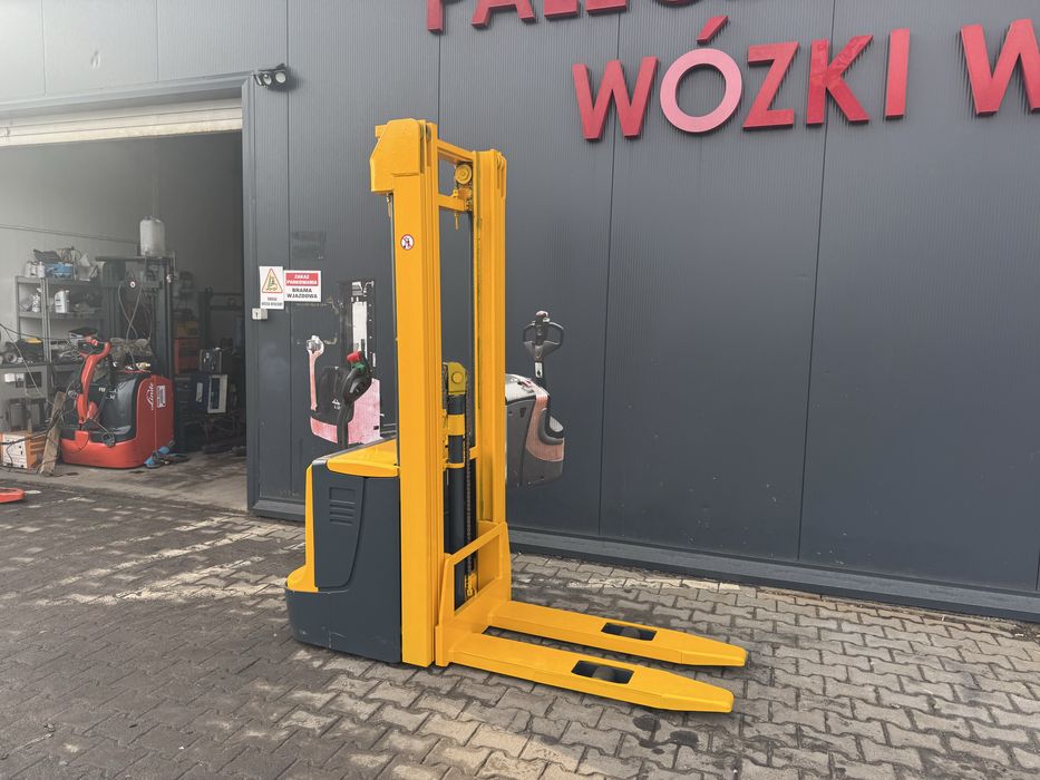 Paleciak elektryczny Jungheinrich 530 cm 1400 kg wózek Ejc 14
