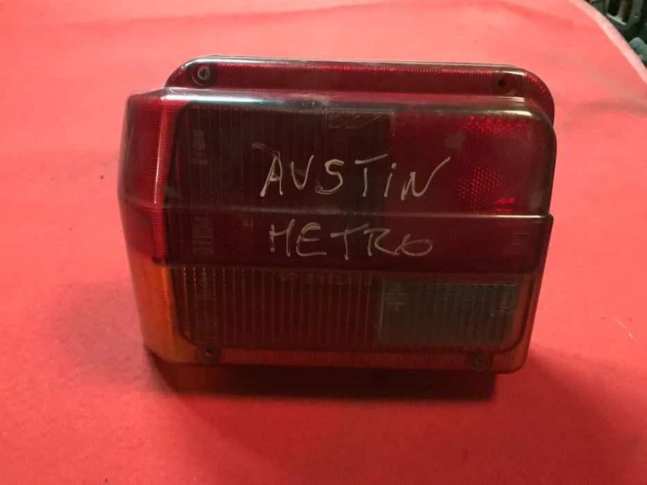 Farolim traseiro austin metro