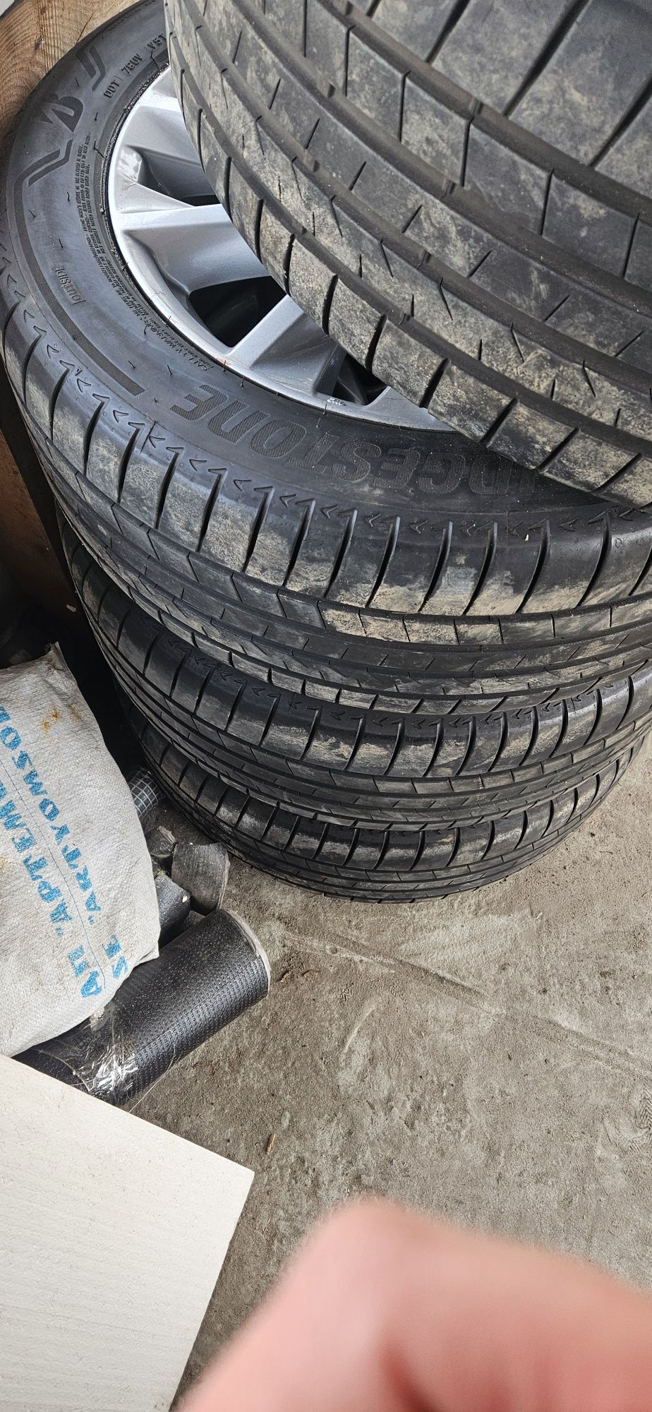 Шини Bridgestone