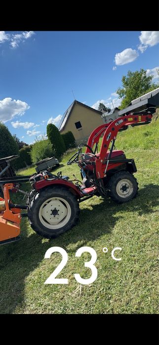 Mitshubishi mt 220 ładowacz czołowy mini traktor ciagnik japoński