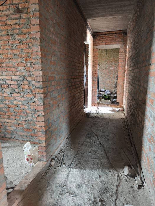 Незавершене будівництво