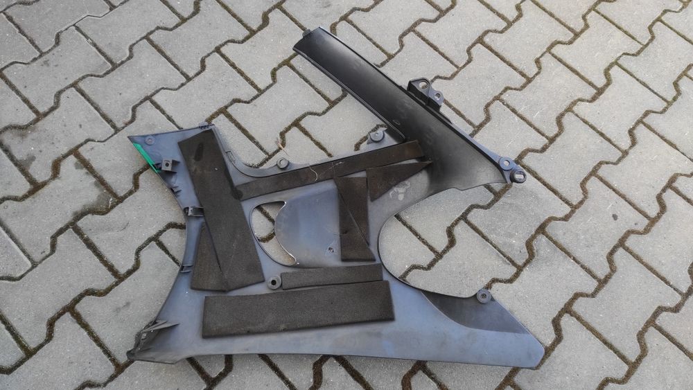 Honda cbr 600 f2 f3 pc31 prawy bok boczek plastik