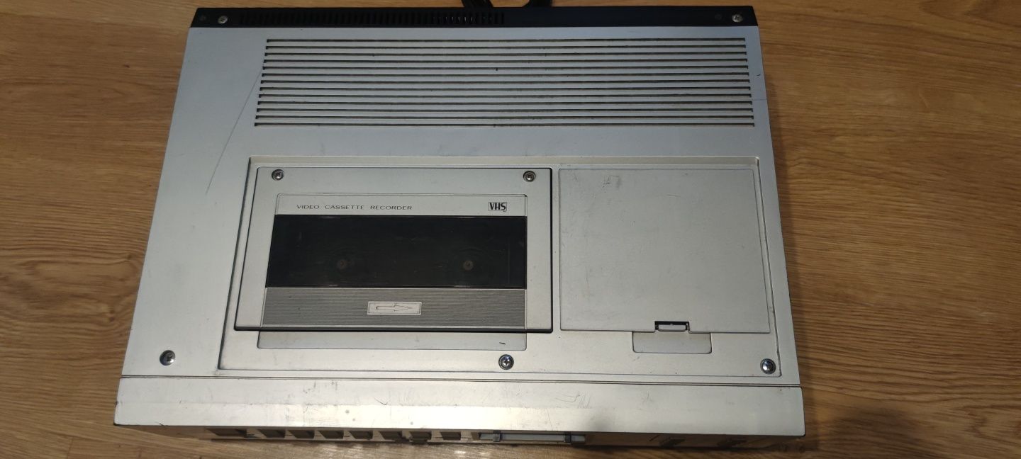 Magnetowid Nordmende Video V100