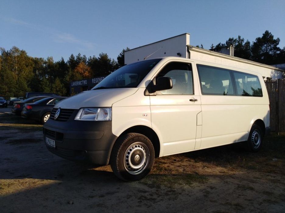 Wynajem busa VW T5 9 osób wypożyczalnia busów lotnisko imprezy wyjazdy