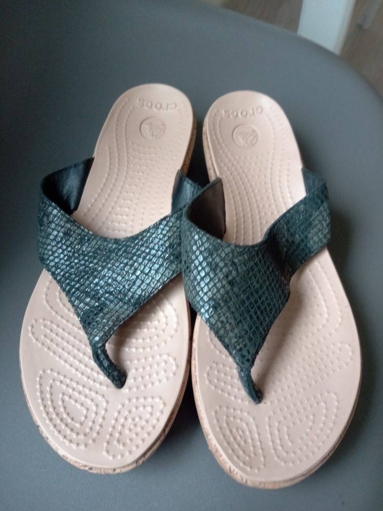 Crocs Fit Flops na koturnie rozmiar W9 39/40