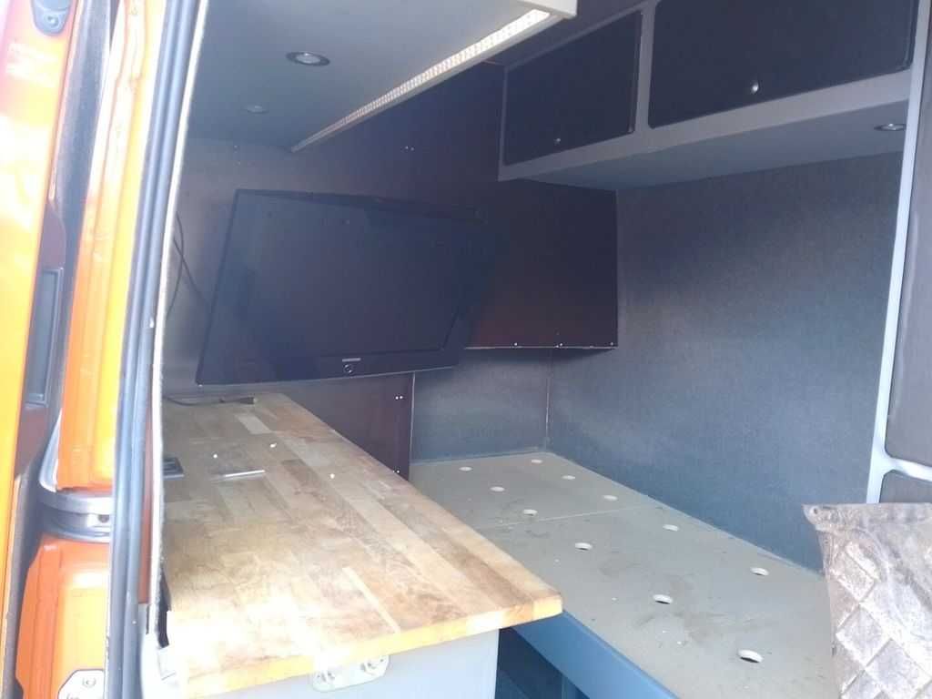 Crafter camper pilot 2.0 tdi 177KM automat navi fv 23% 41697zl brutto