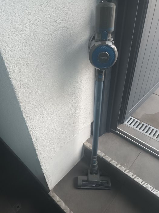 Aspirador de pé com bateria