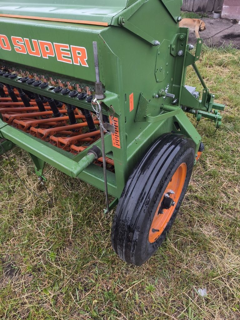 Siewnik amazone d8-30super