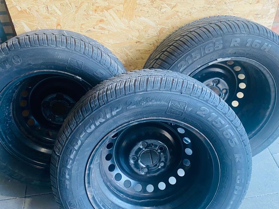 Зимові шини Semperit speed 215*65*R16