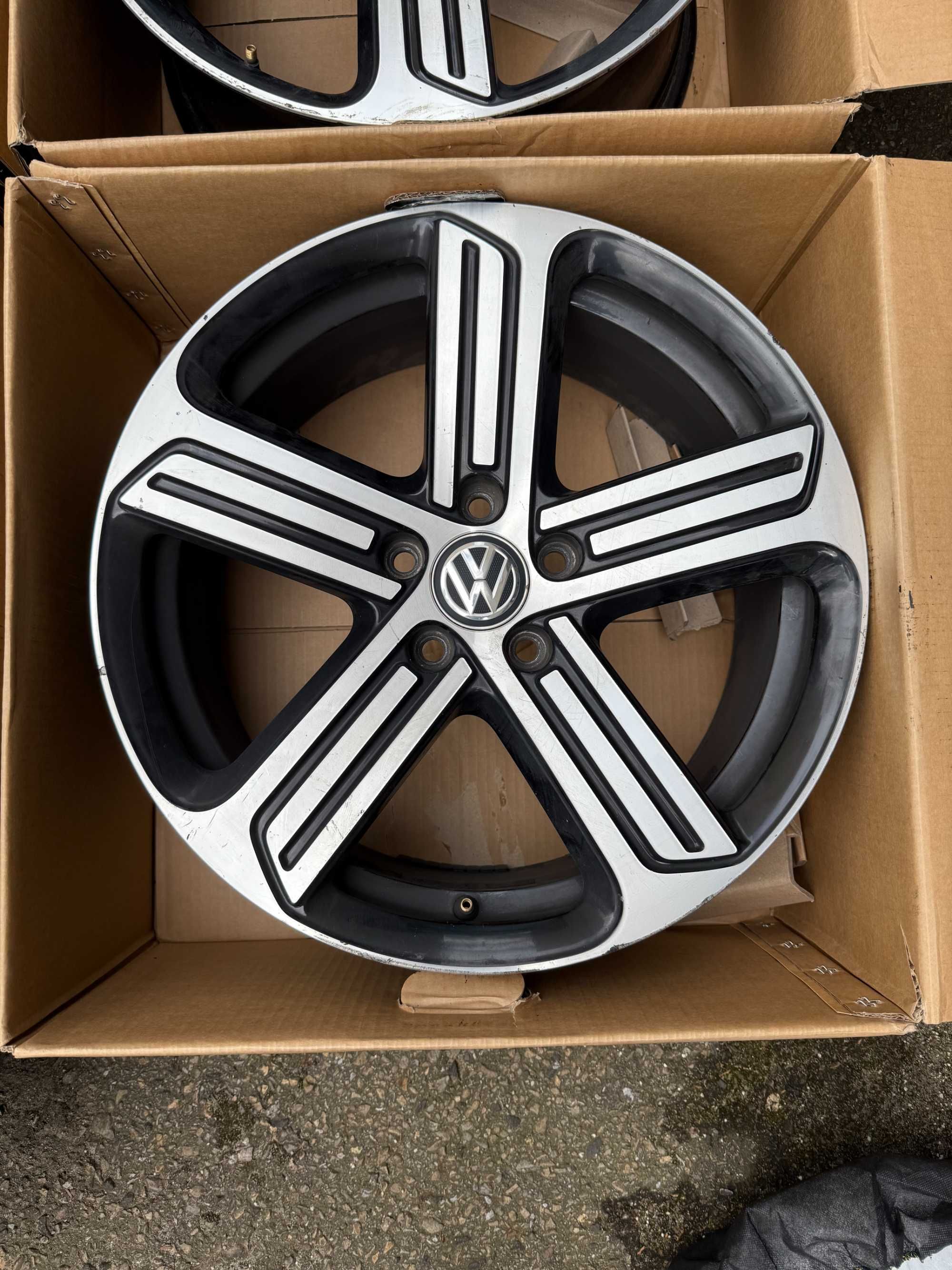 Felgi Aluminiowe 4 szt OEM VW GOLF VII 7 R-LINE 7.5J 18" 5X112 ET49
