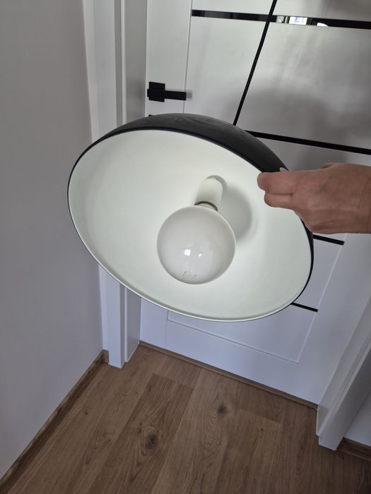 Lampa wisząca czarna