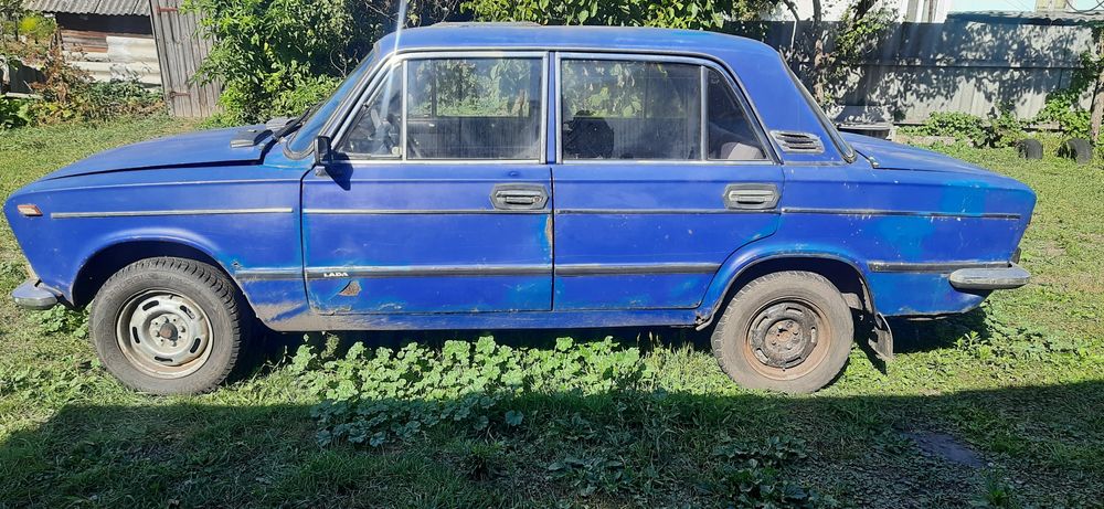 Продам ваз 2103,не находу! Потребує заміни клапана, прогорів.