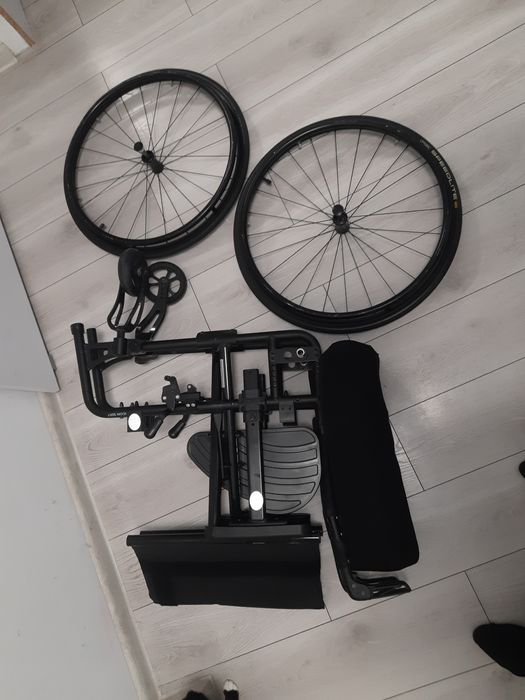 Aktywny wózek inwalidzki składany aluminiowy używany pół roku